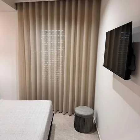 Hermes Luxury Apartment Giardina Gallotti